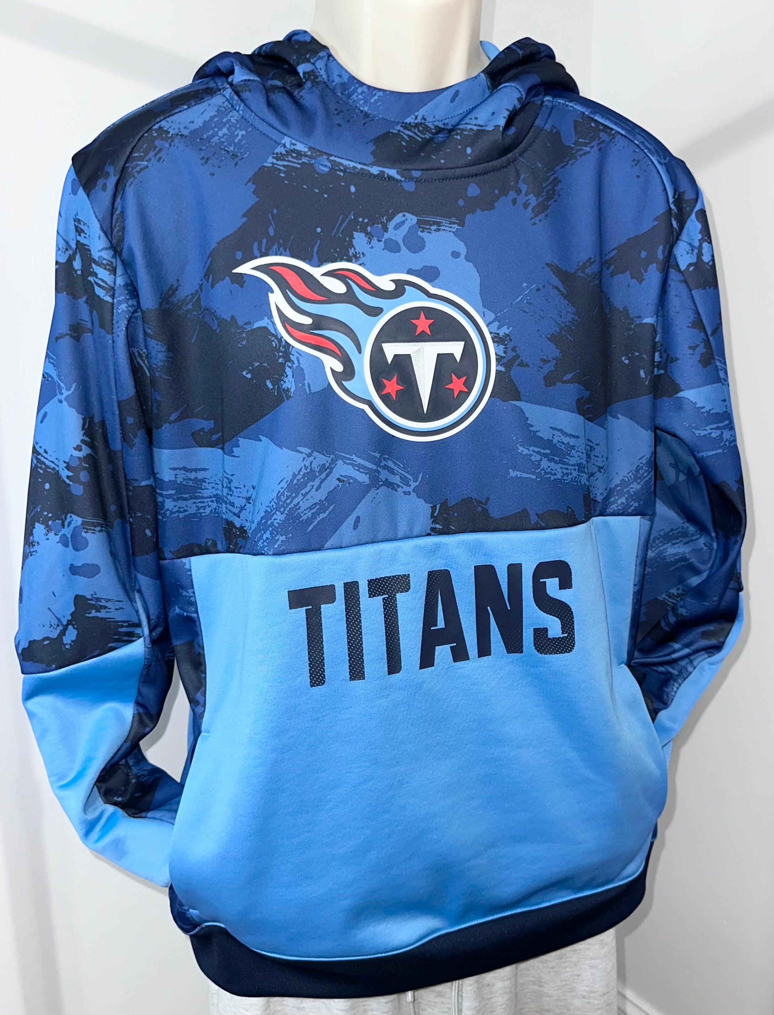Tennessee Titans Youth XL Hoodie (NWOT)