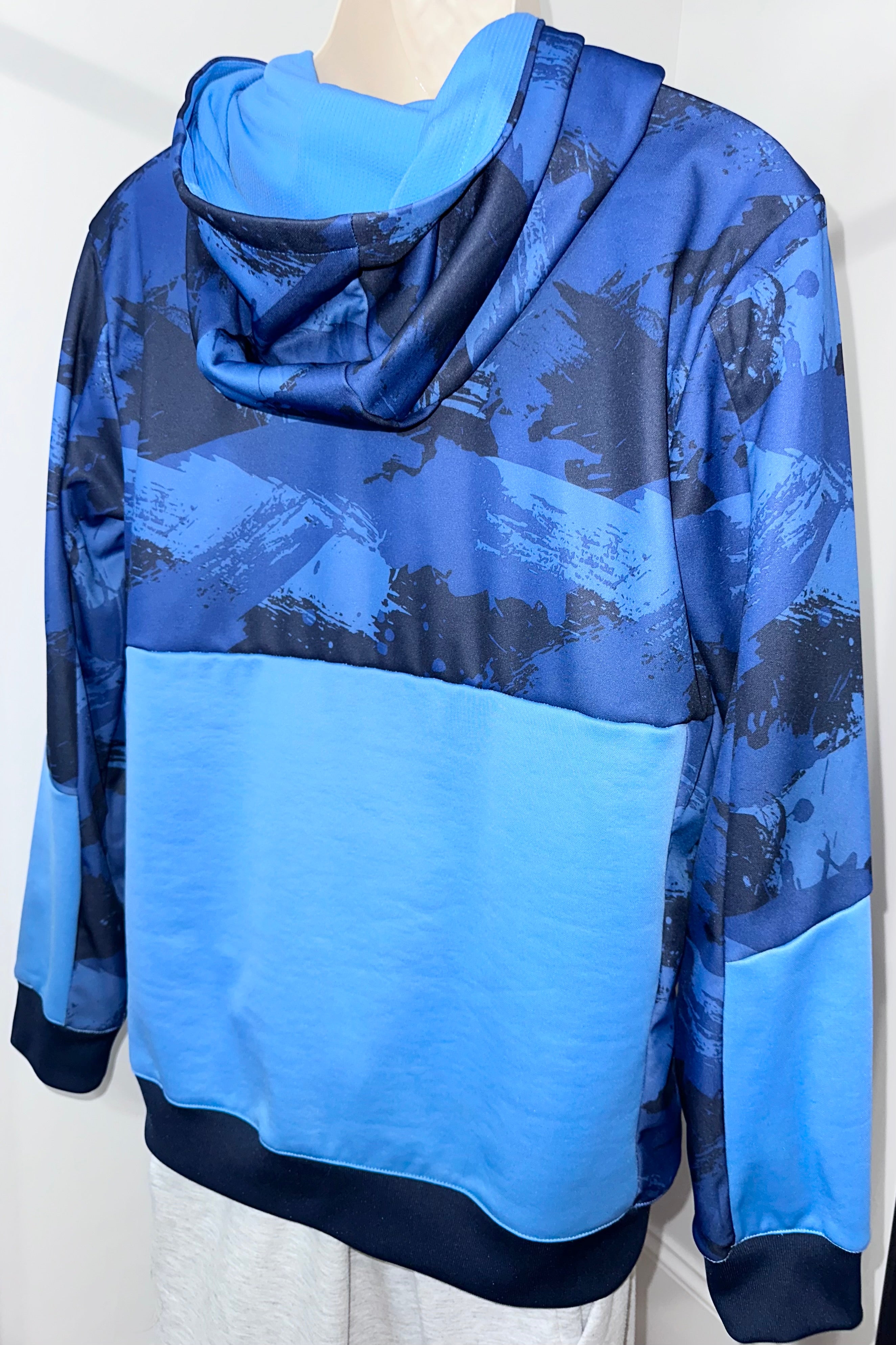 Tennessee Titans Youth XL Hoodie (NWOT)