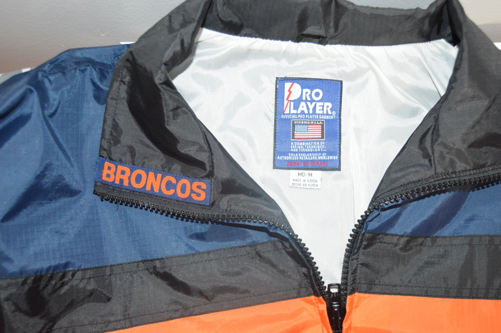 Denver Broncos Full Zip Windbreaker Jacket (VINTAGE) (NWT)