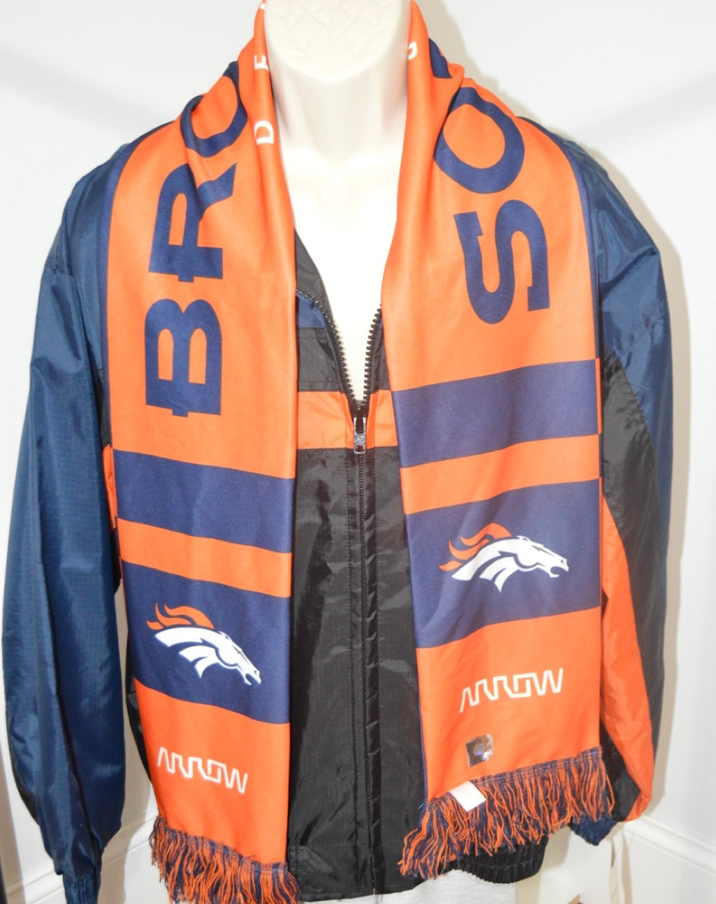 Denver Broncos Scarf NWT
