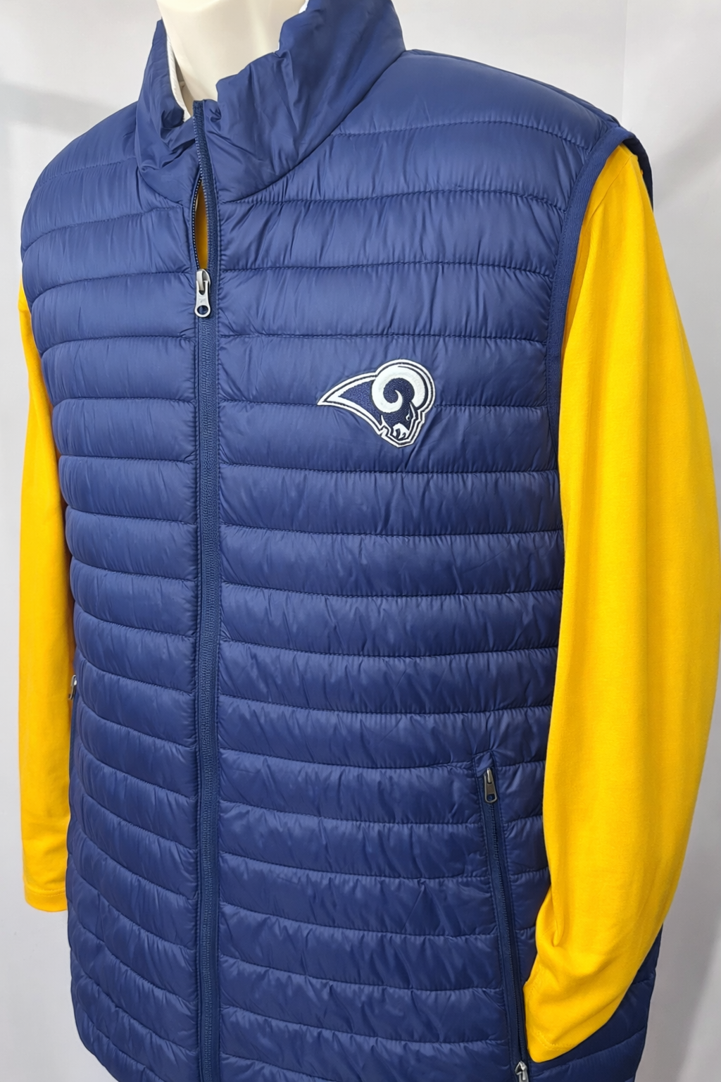 Los Angelas Rams Full Zip Puffer Vest, Sz XXL