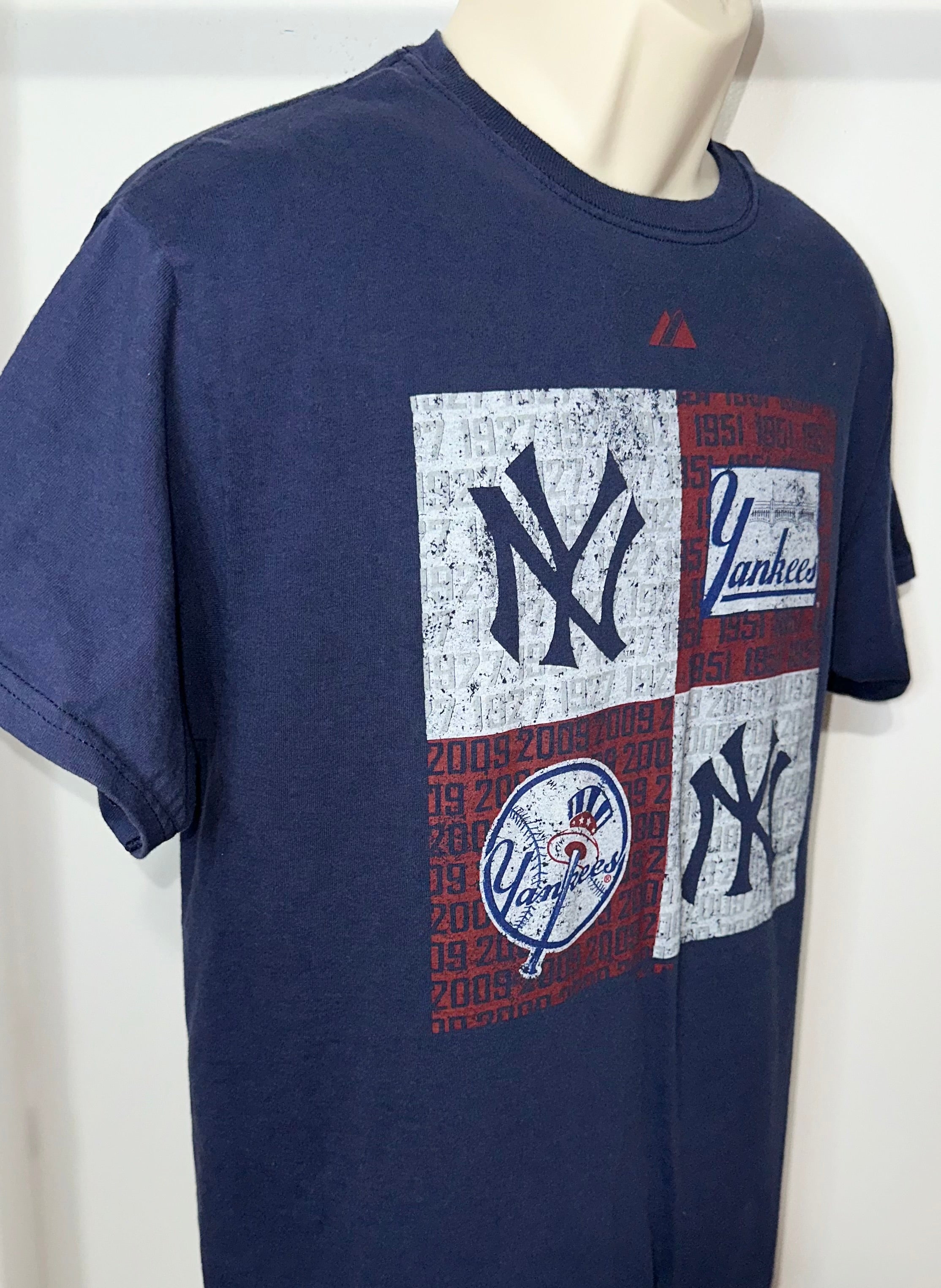 New York Yankees Signature Majestic Logo Tee