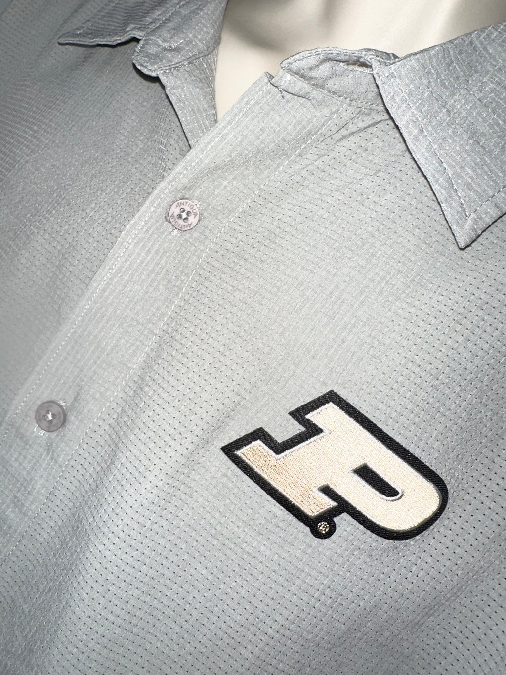 Purdue University Boilermakers Button Up Shirt (NWT)