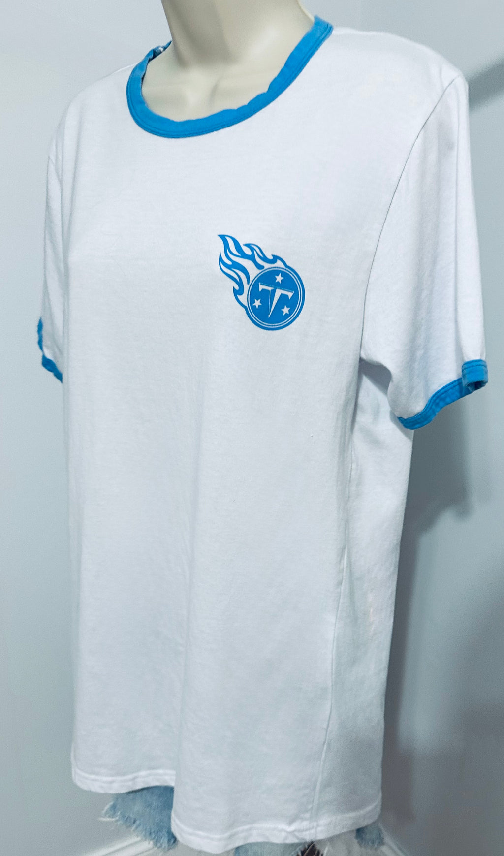TN Titans Season Ticket Member Exclusive Tee (RARE)