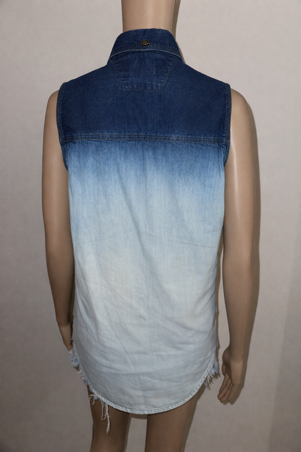 Harley Davidson Ombre Sleeveless Denim Button Up Shirt, Sz Small