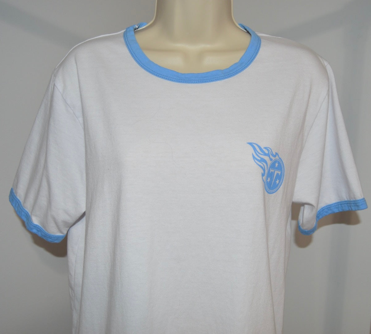 TN Titans Season Ticket Member Exclusive Tee (RARE)