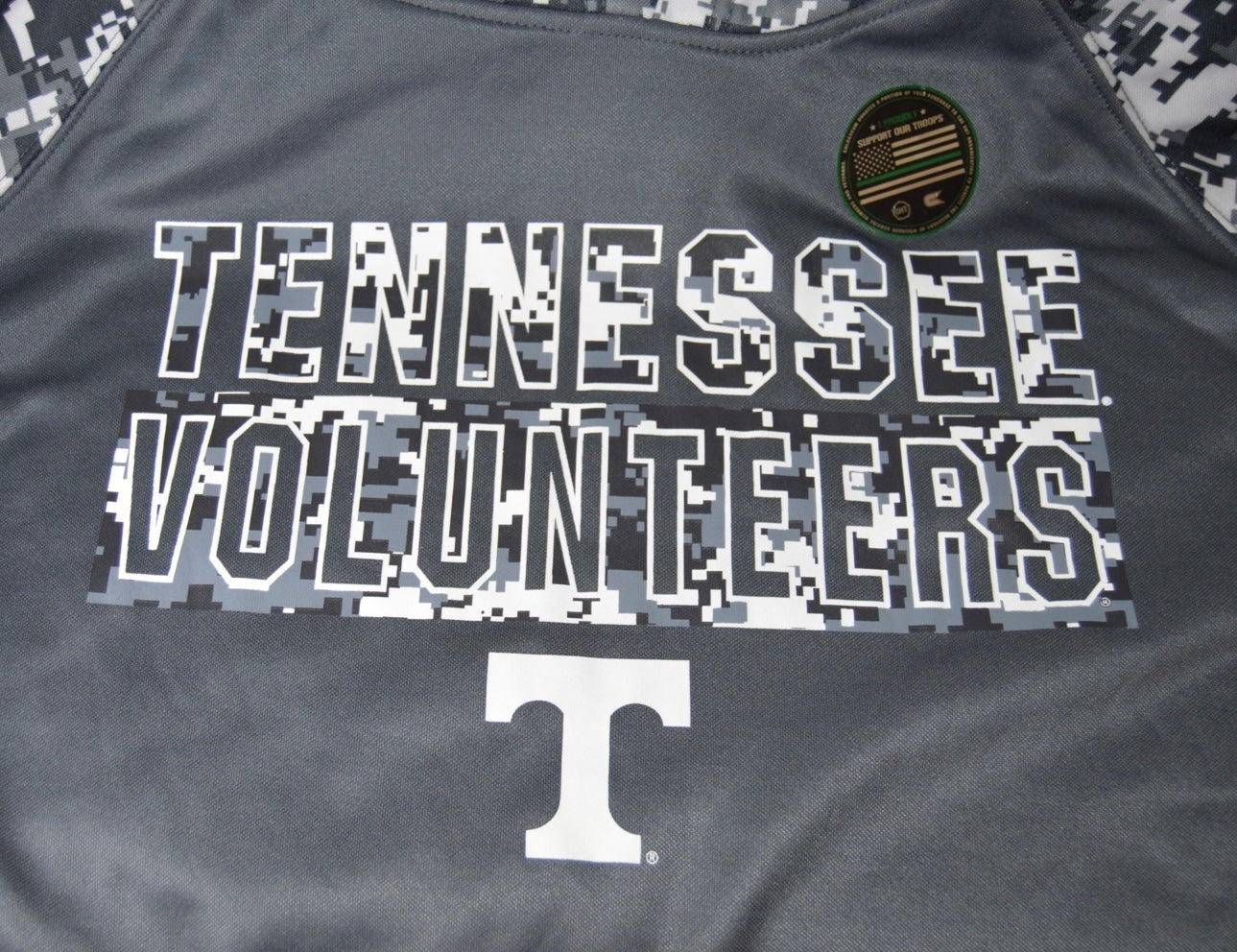 Tennessee Volunteers Digital Camo Pullover Hoodie