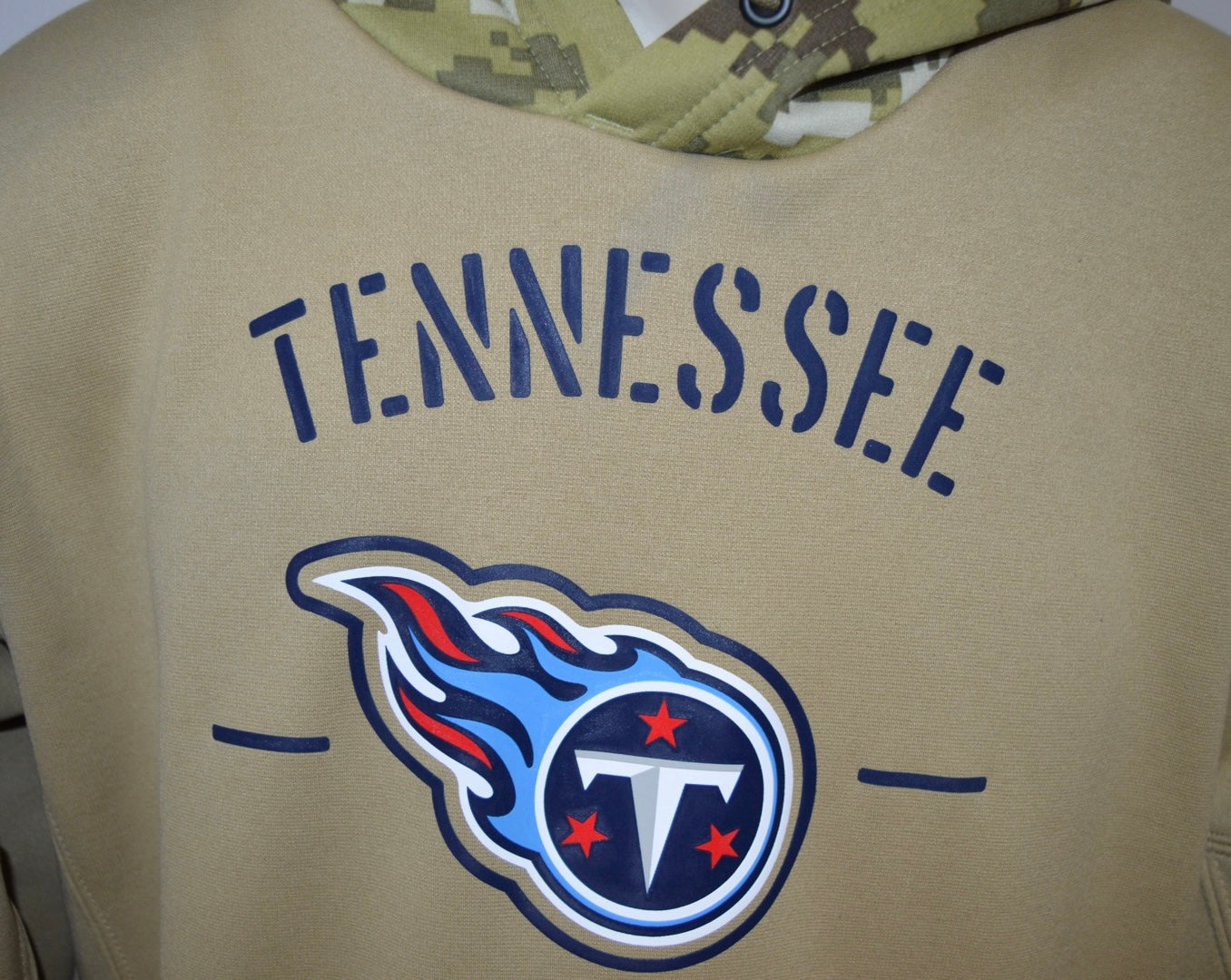 Tennessee Titans On-Field  “Salute to The Troops” Patched Hoodie (RARE)