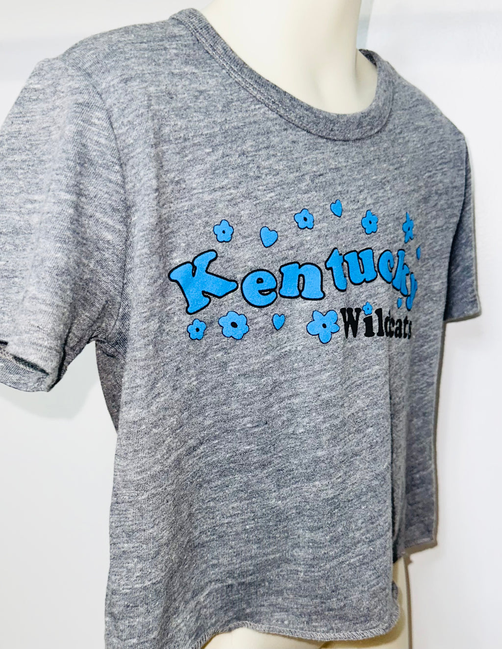 Kentucky Wildcats Girls Tee (NWT)