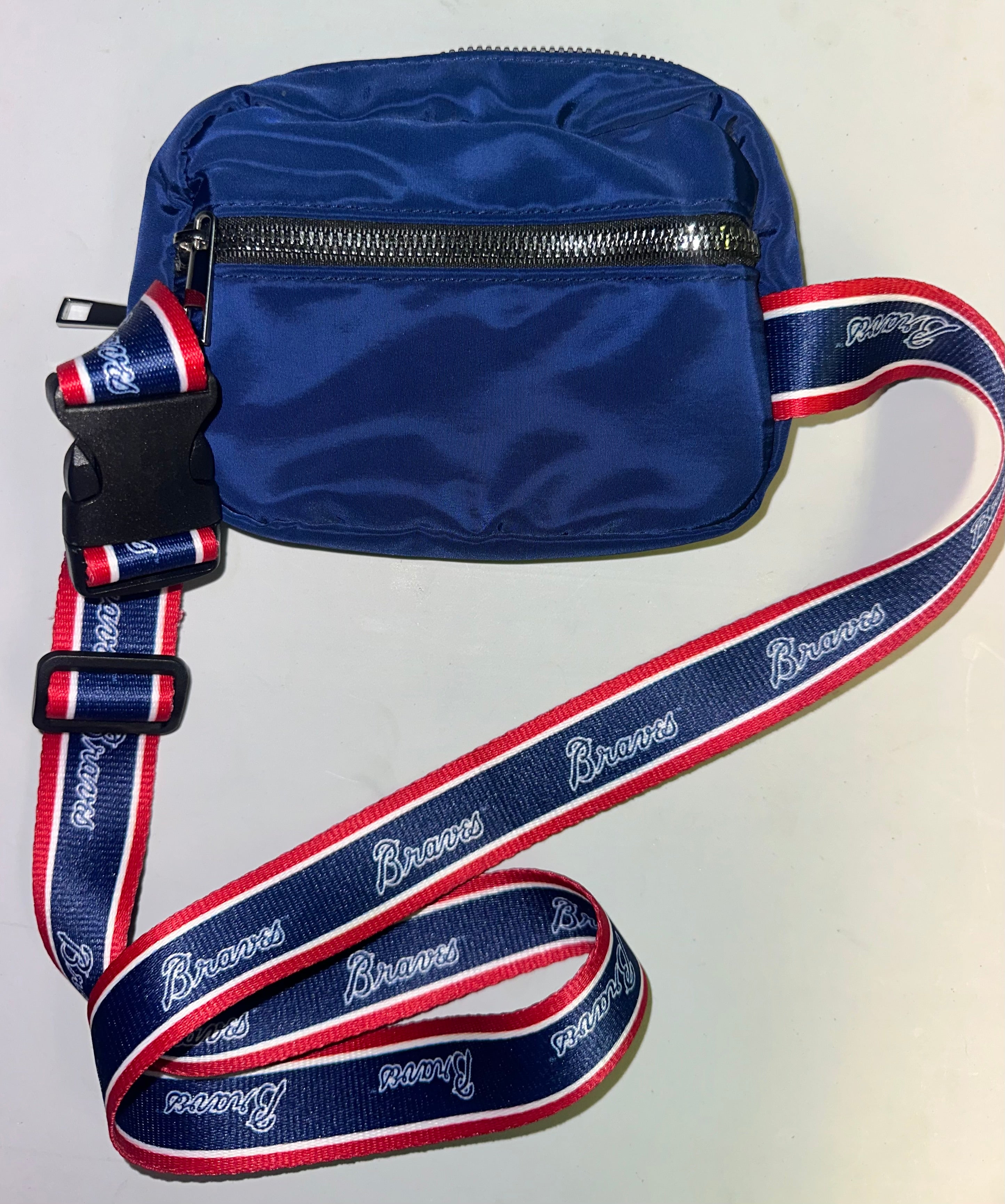 Atlanta Braves Branded Game Day Fanny Pack