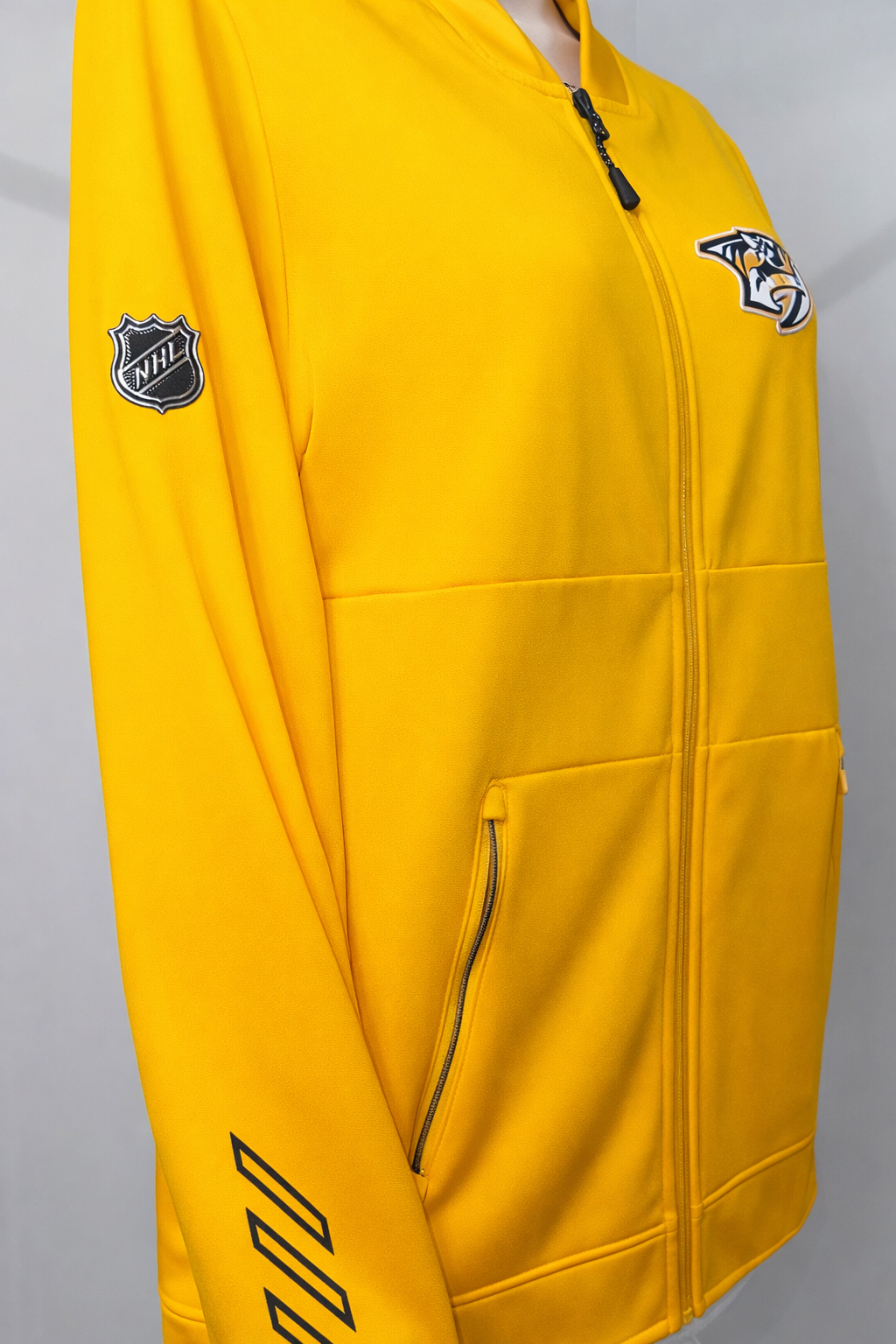 Nashville Predators Lightweight Zip Jacket, Sz Small