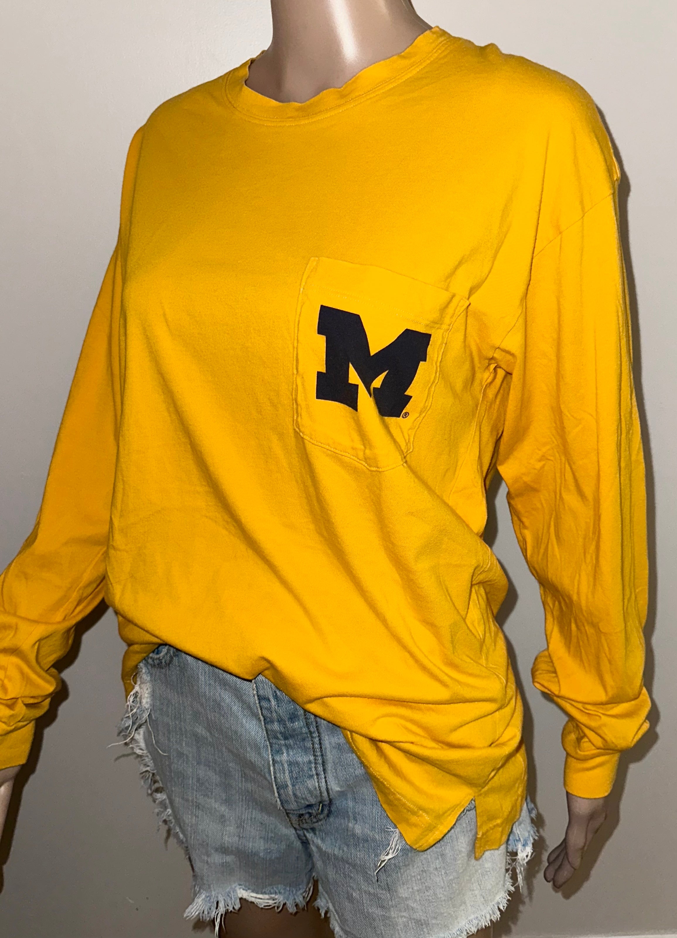 Michigan Wolverines Victoria’s Secret PINK Sequin Shirt, Sz Medium