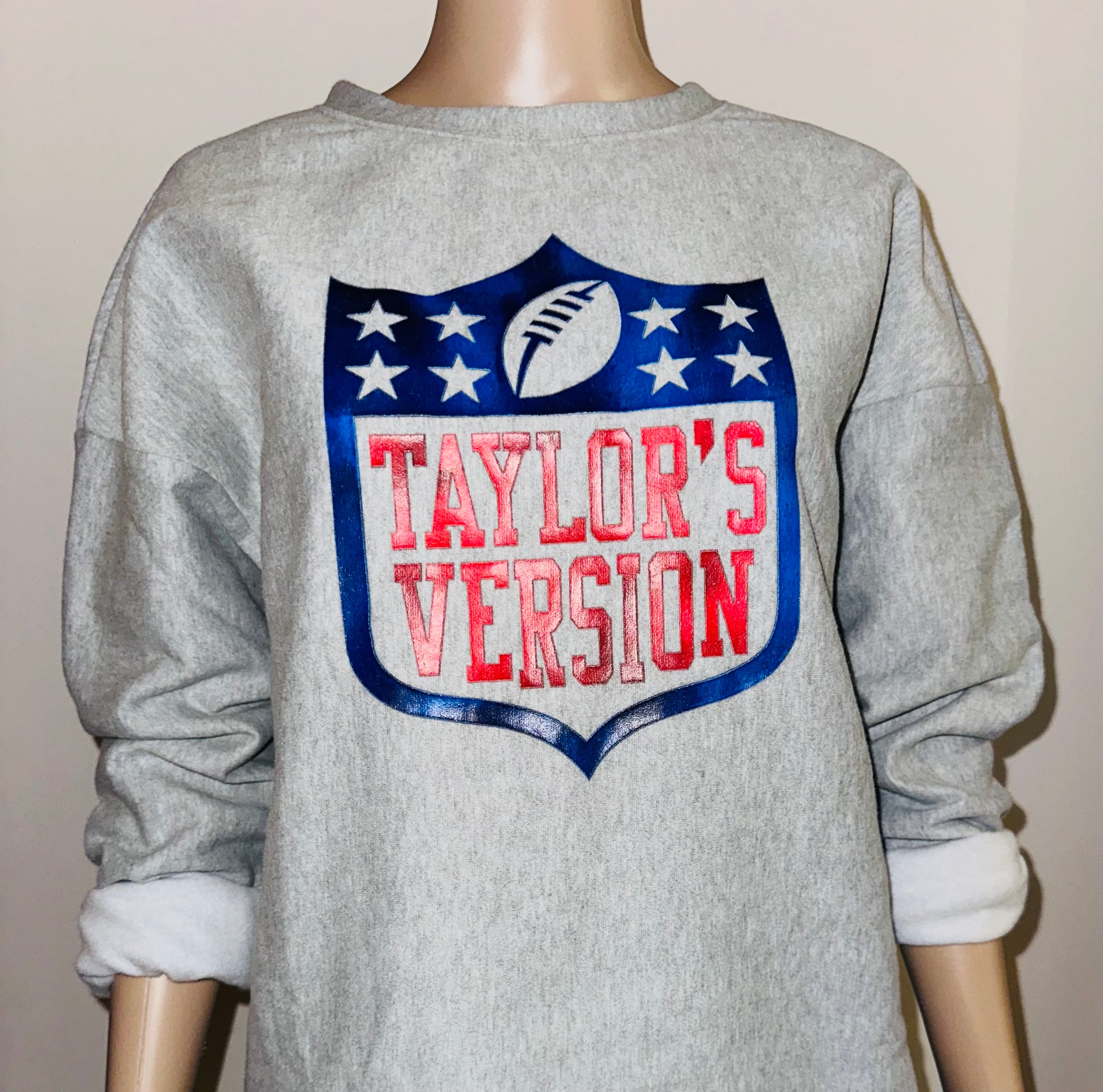Taylor’s Version NFL Super Soft Crewneck Sweatshirt, Sz M