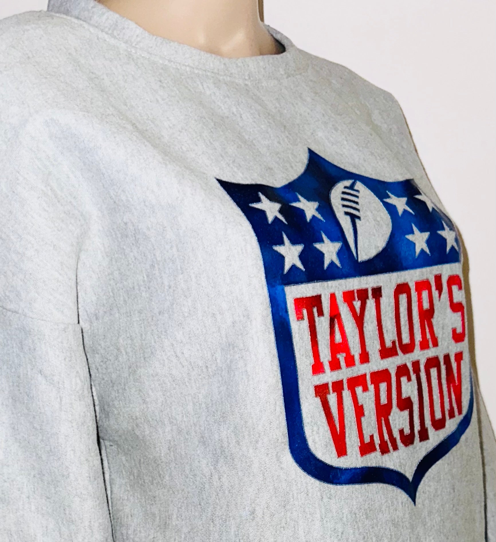 Taylor’s Version NFL Super Soft Crewneck Sweatshirt, Sz M