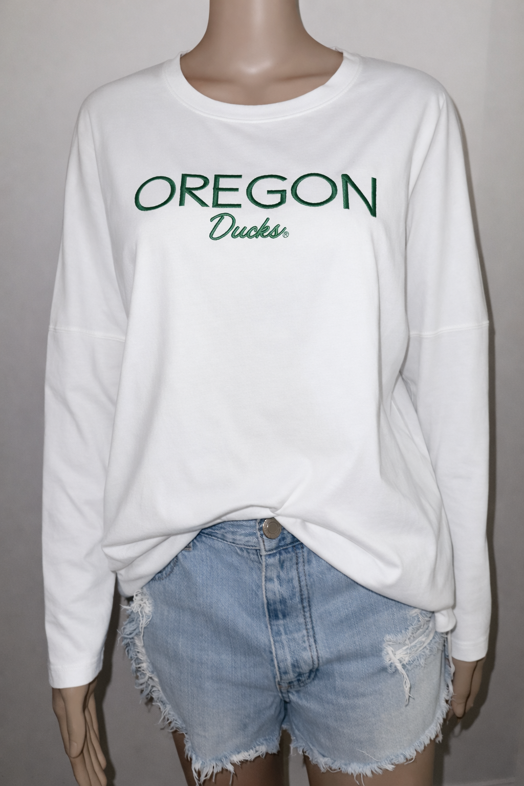 Oregon Ducks Embroidered Long Sleeve Tee, Sz Small (NWOT)