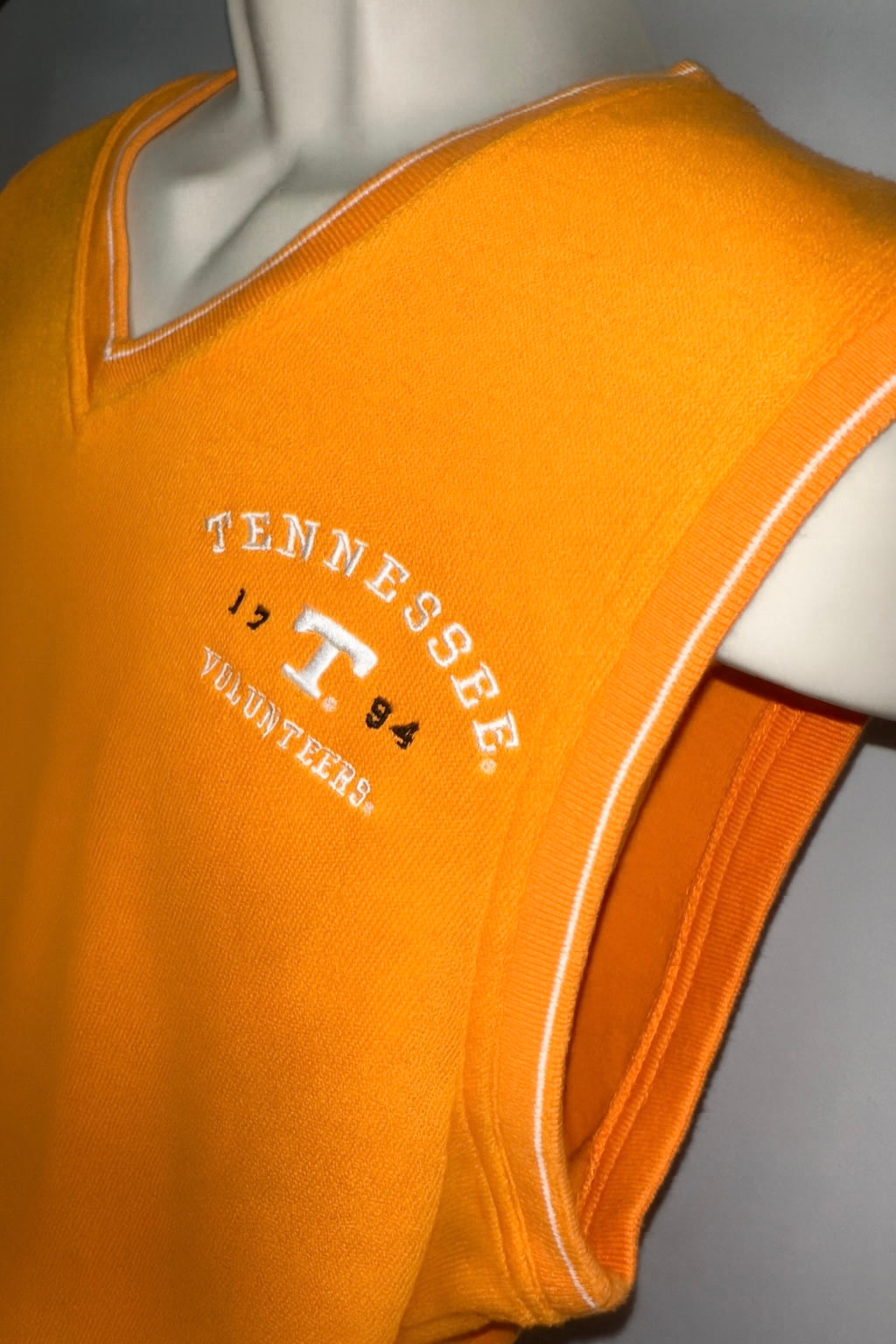 Tennessee Vols Sweater Vest (VINTAGE)